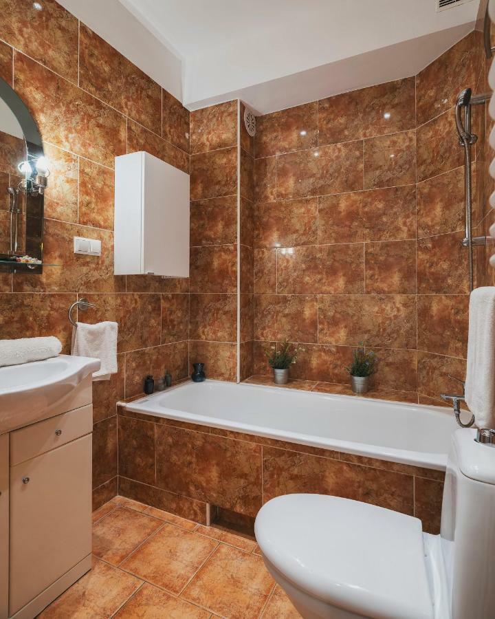 Sandomierska P&o Apartment Warsaw