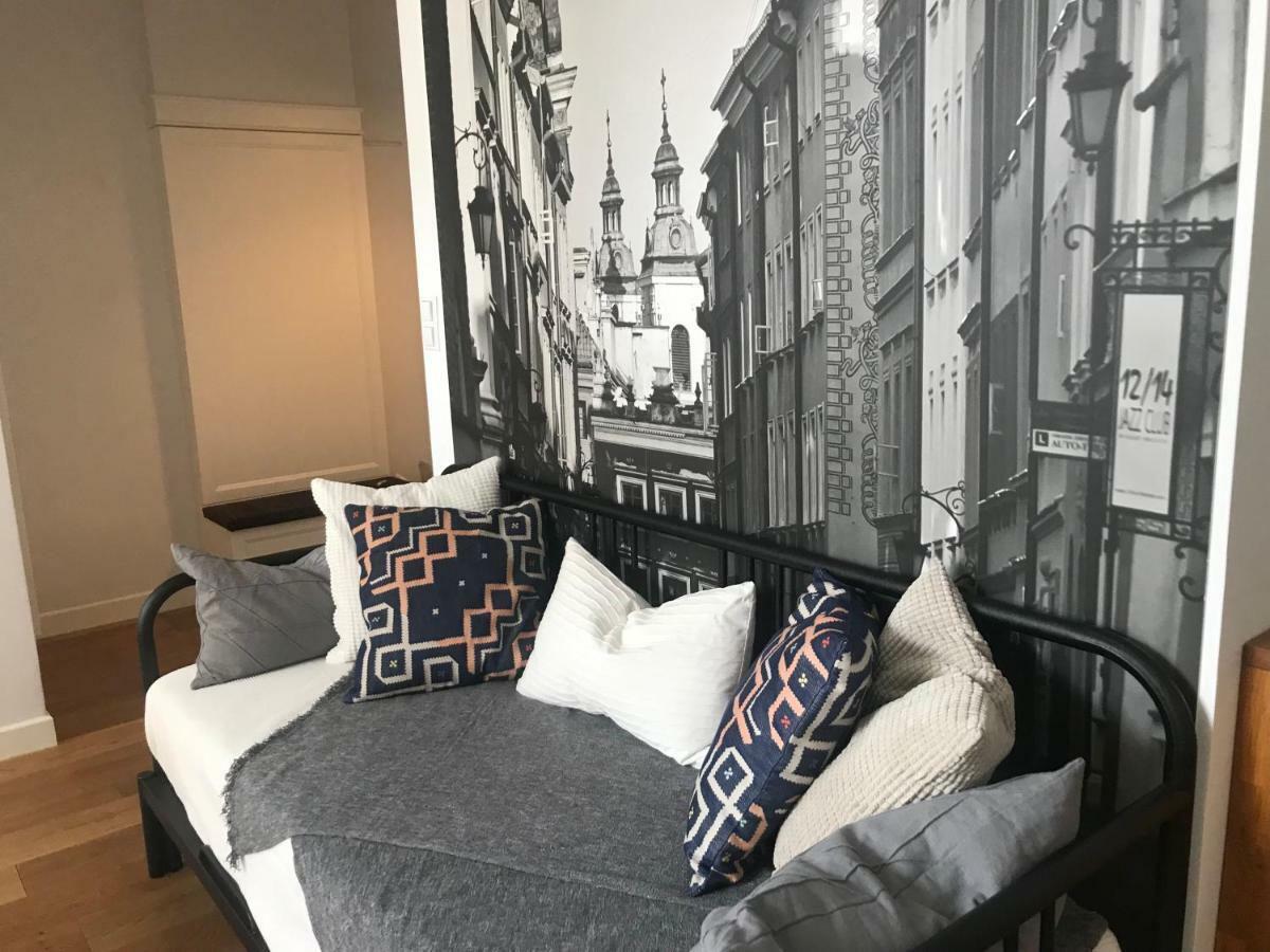Apartment Stare Miasto Dluga 42