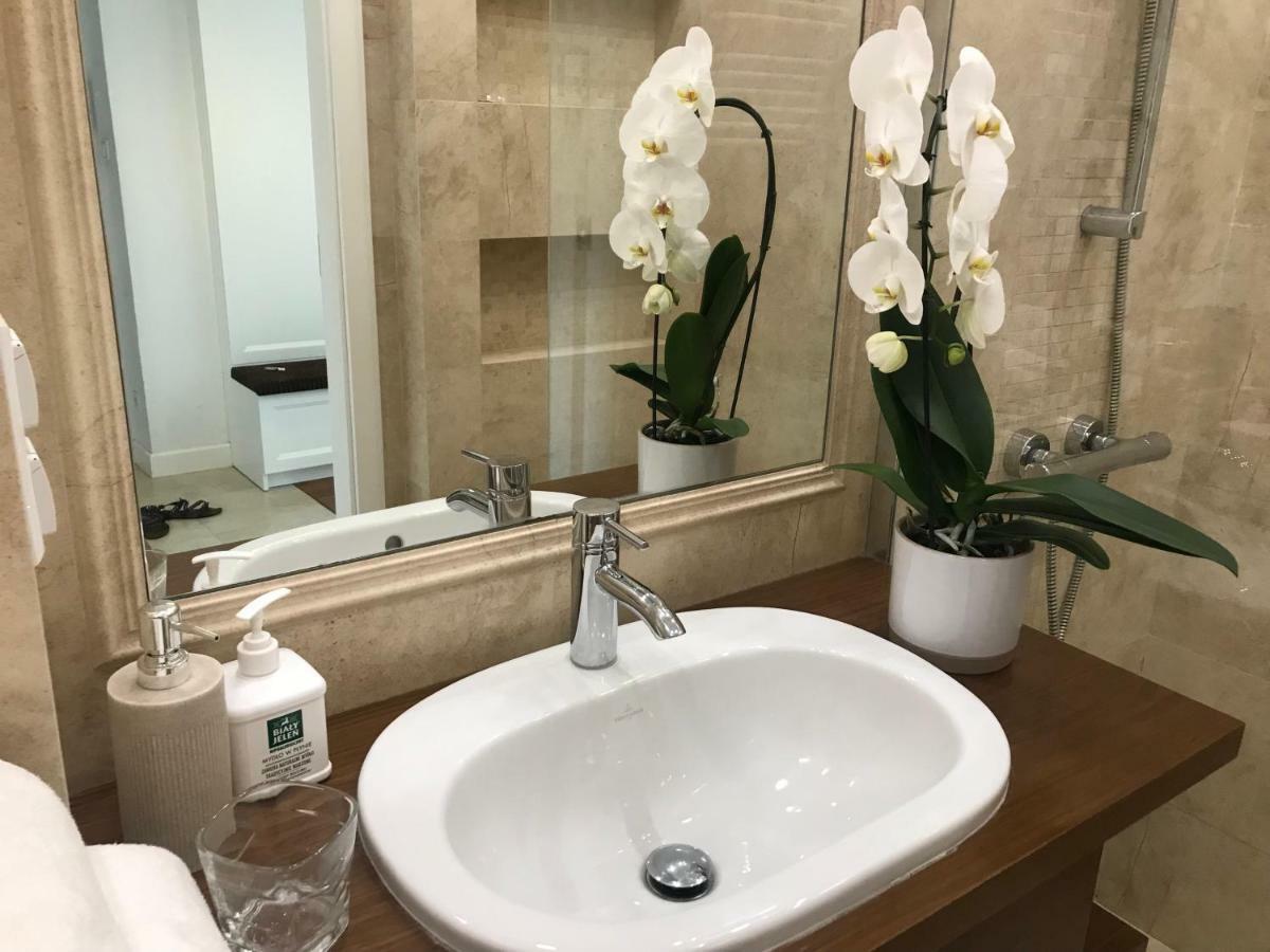 Apartment Stare Miasto Dluga 42