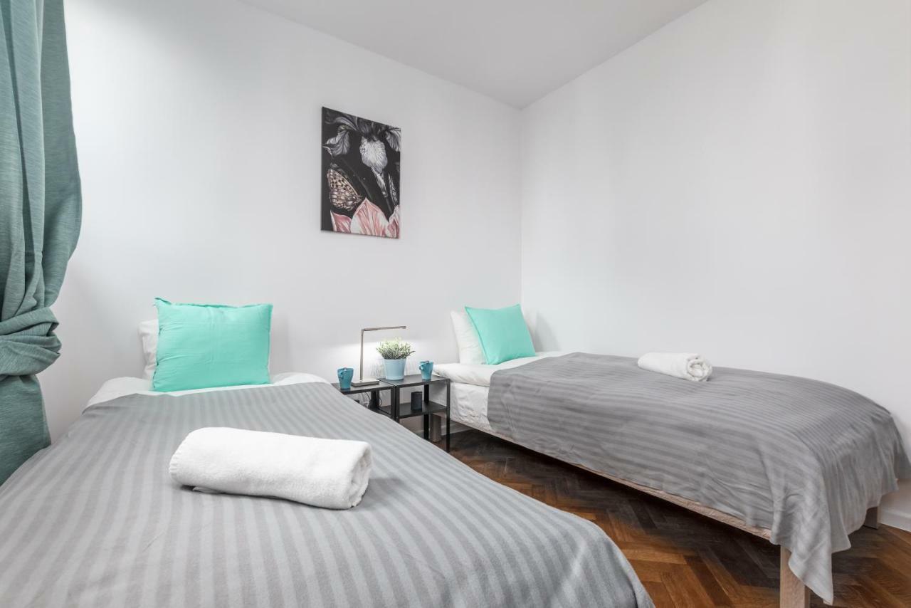 Apartment Solec 79 By Renters