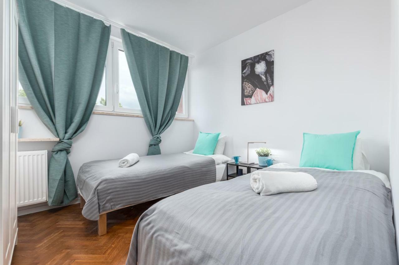Apartment Solec 79 By Renters Warsaw
