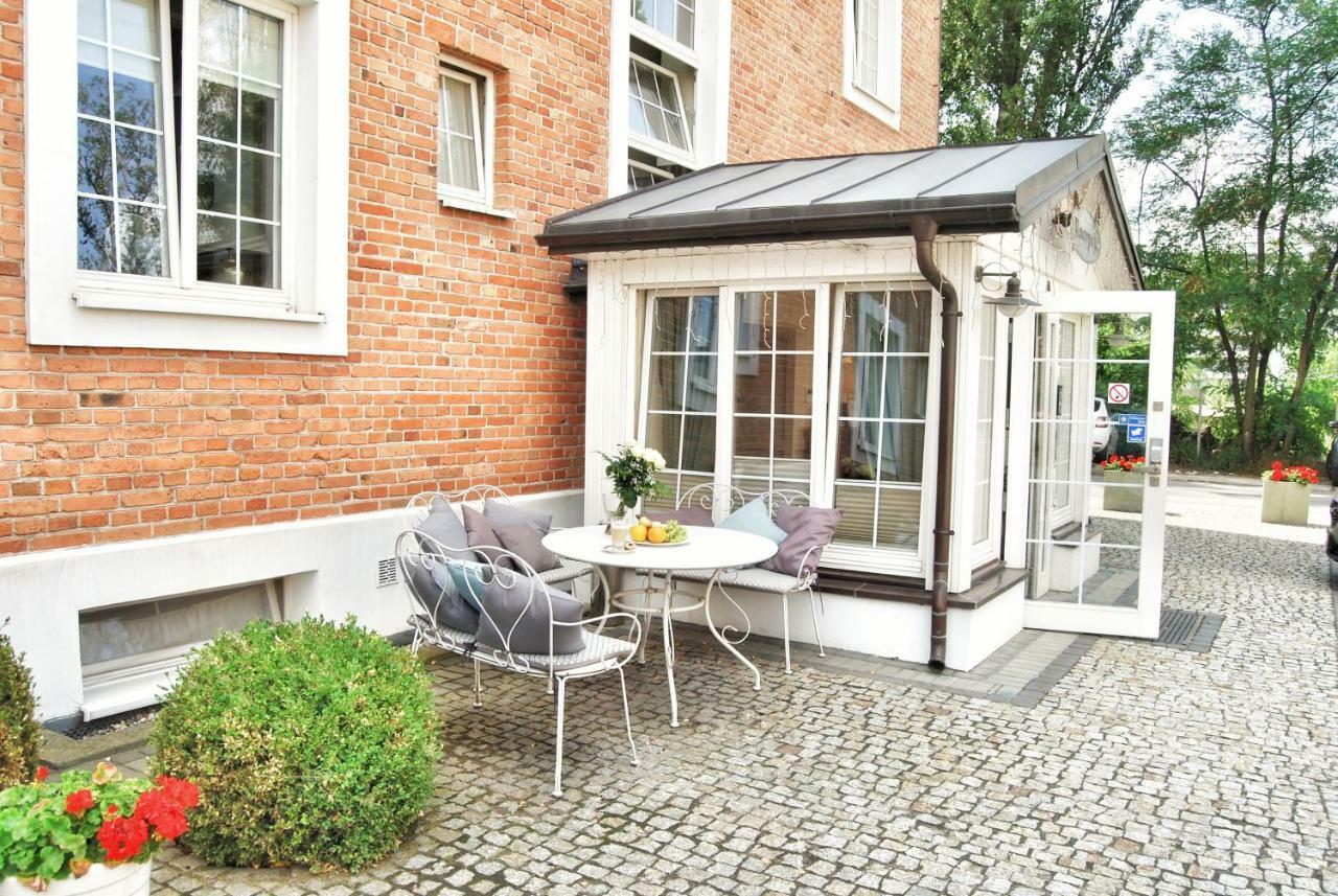 Bed & Breakfast American House Hennela