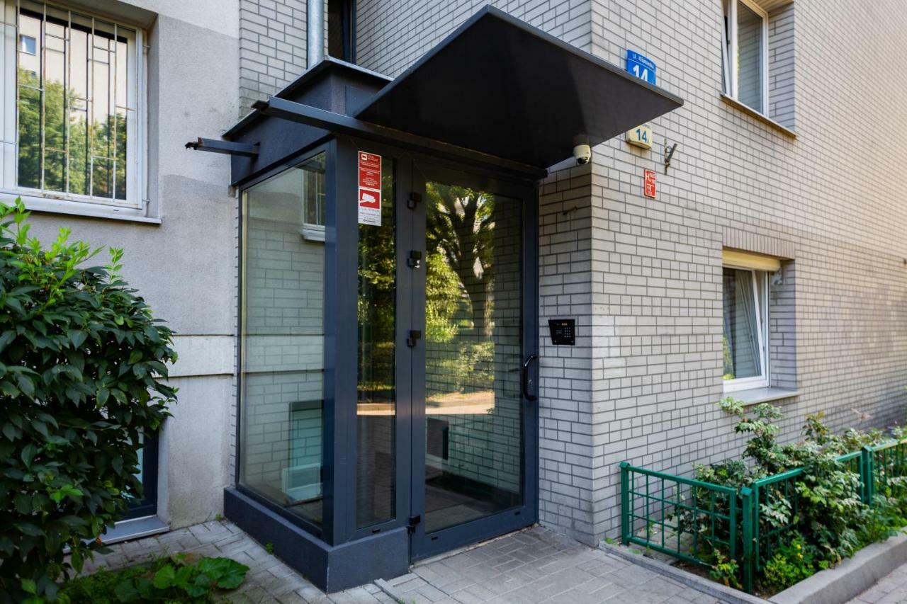First By Renters * Warsaw