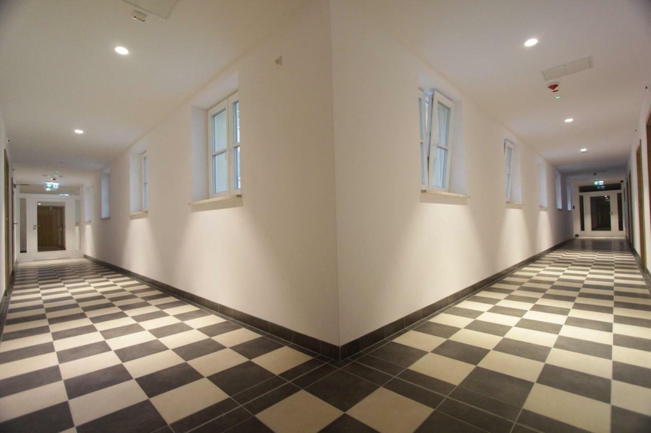 Hostel Dom Pomocy Studentom *