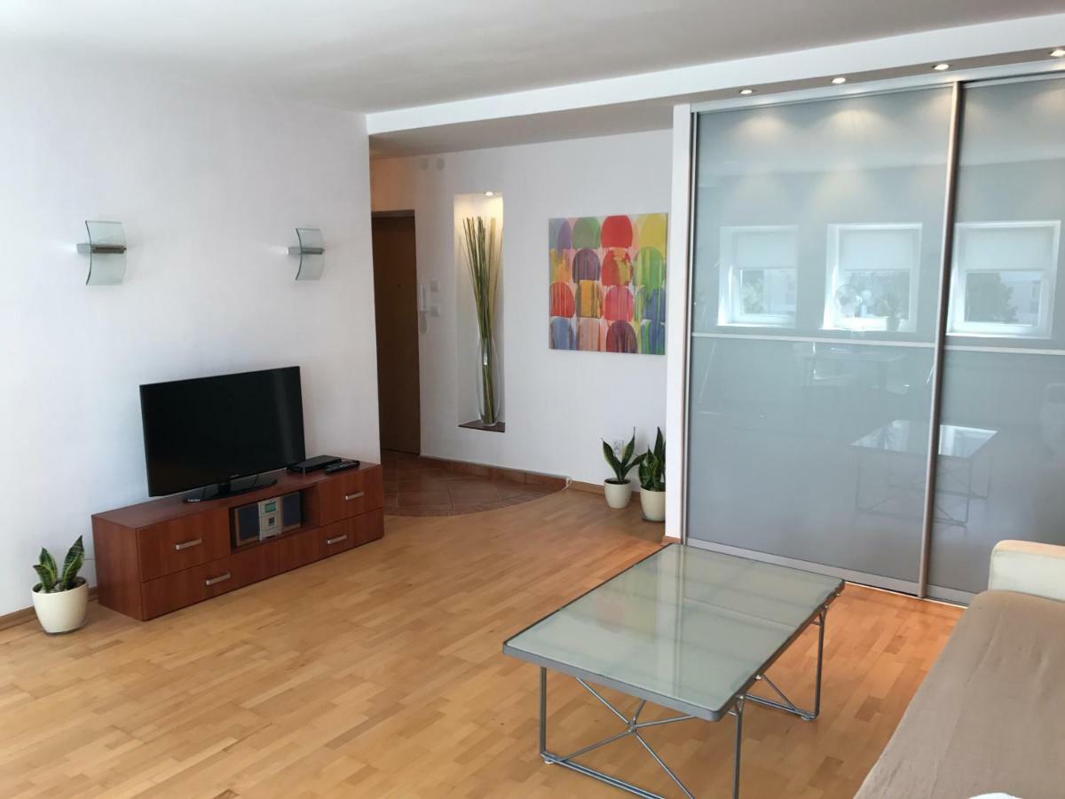 Emilii Plater Apartment