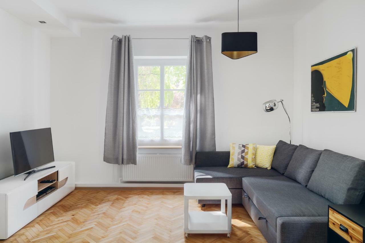 Evva & Peppe Old Town Flat *