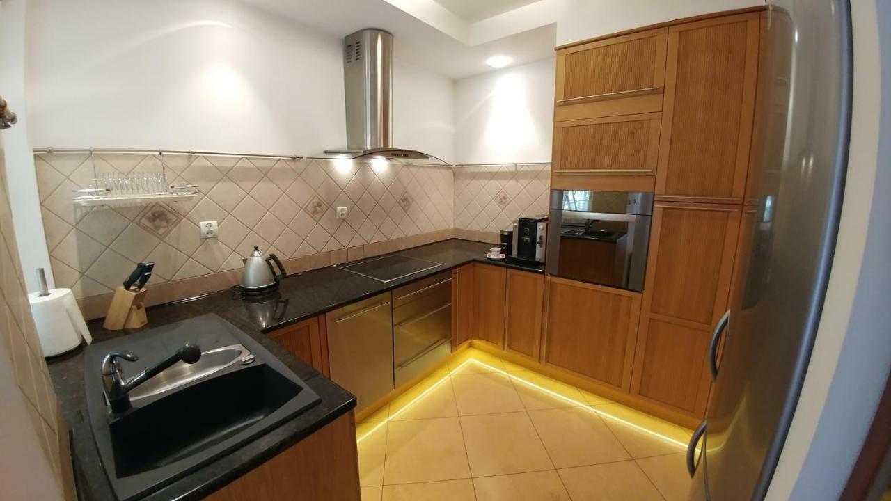 Apartament Rezydencja Wloska Apartment *