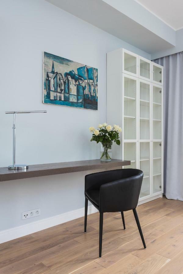 Apartment Unit Deluxe Centrum Plac Zbawiciela Hala Koszyki Warsaw