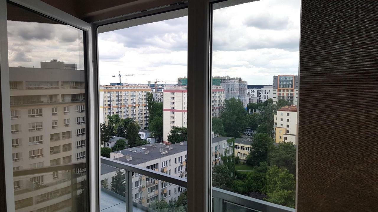 Walk Distance To Mokotow Business Park Warschau