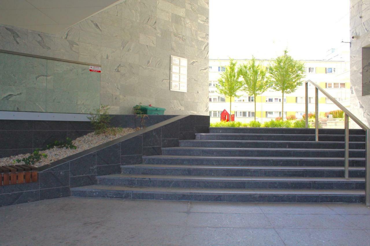 Metro Slodowiec, Free Parking Zeromskiego 1 Cmkp- 5 Min Apartment Warsaw