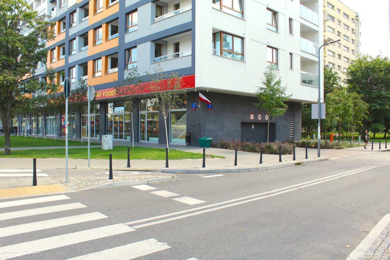 Apartment Metro Slodowiec, Free Parking Zeromskiego 1 Cmkp- 5 Min Warsaw