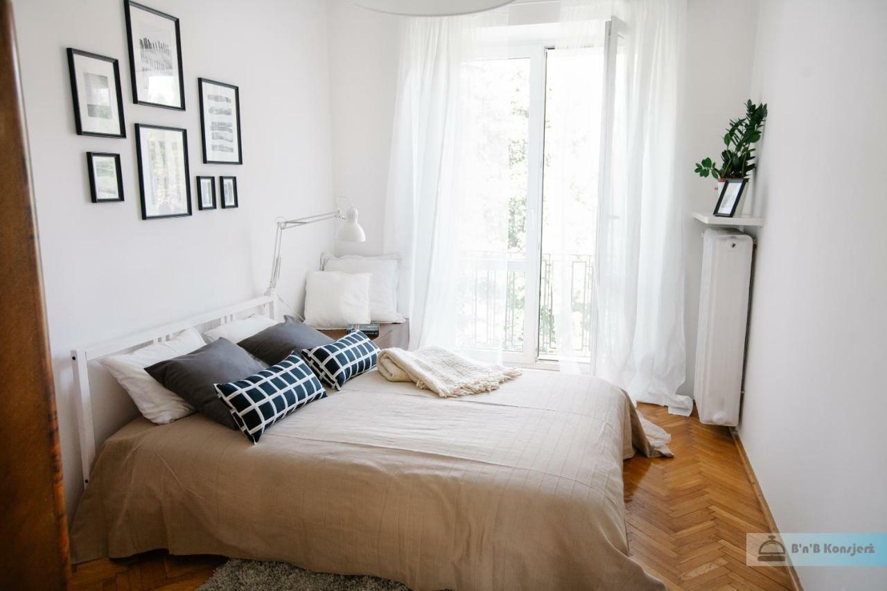 Concierge Bracka Retro Flat Warsaw