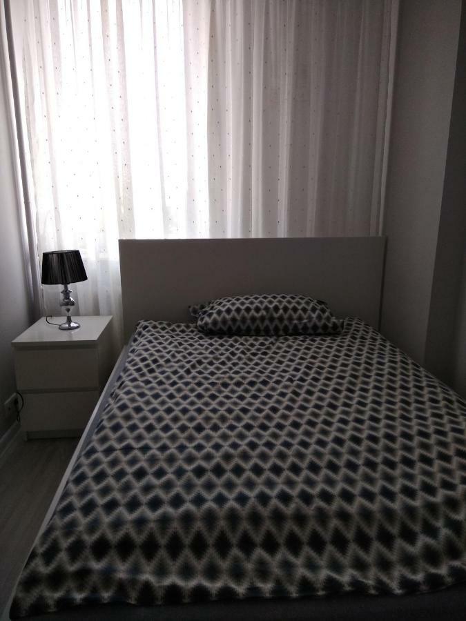 Plac Bankowy 62 * Warszawa