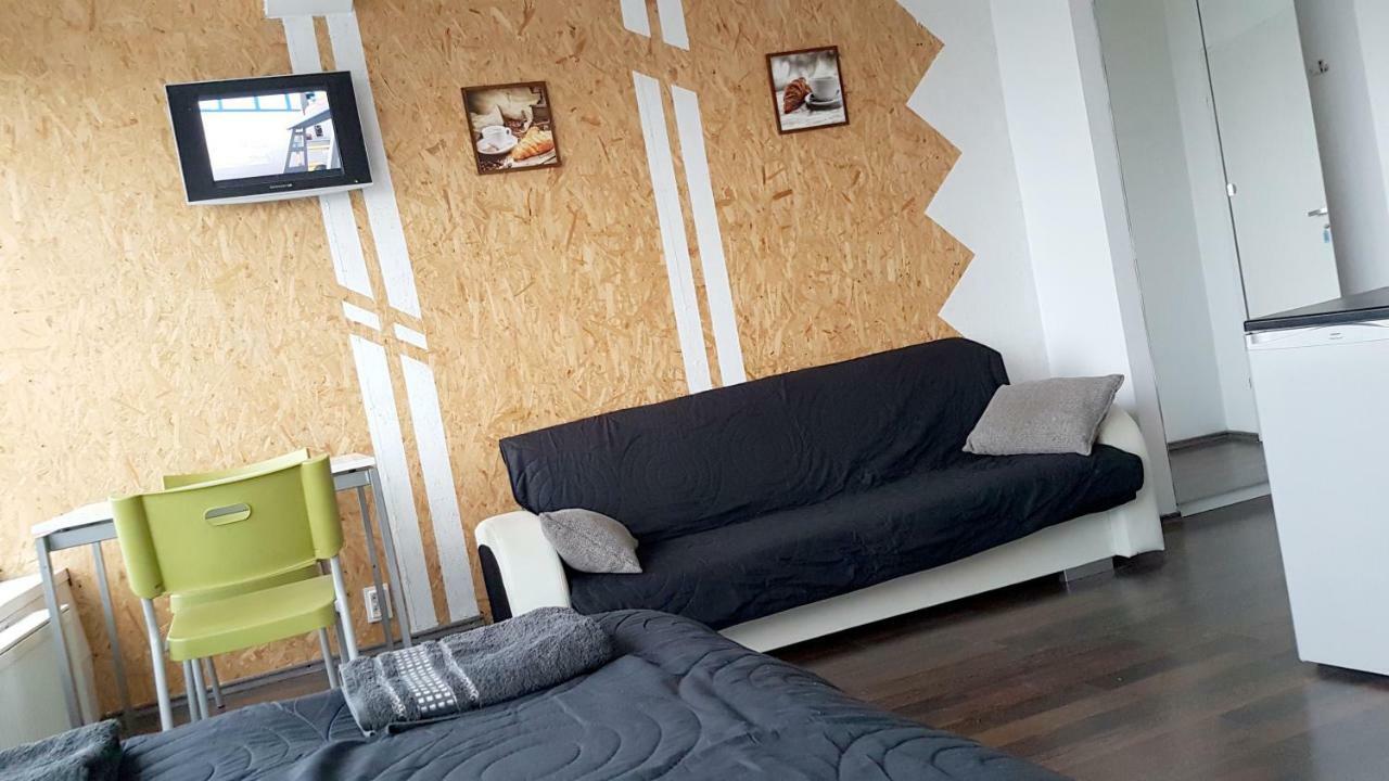 Walk Distance To Mokotow Business Park Apartment *