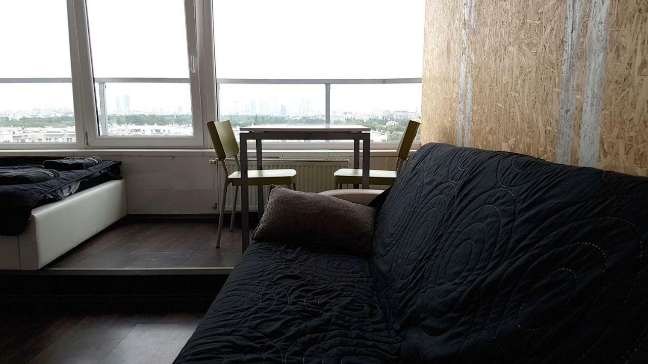 Walk Distance To Mokotow Business Park Apartment