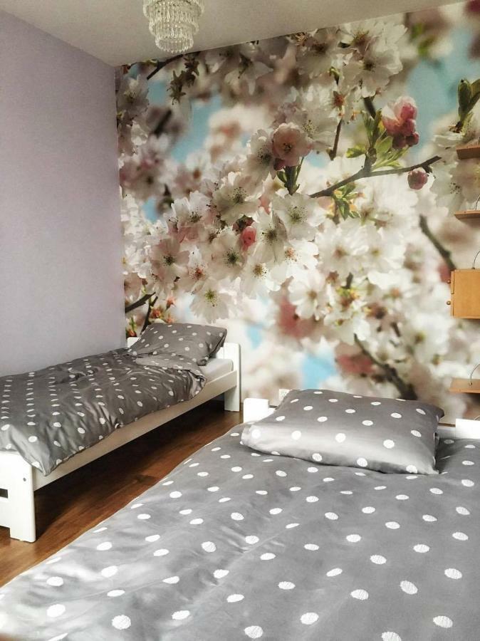Apartament Vincent Metro 83 M2 Apartment