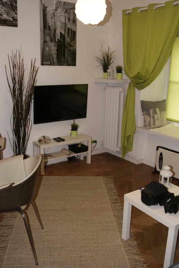 Cosy In The Old Town Apartment