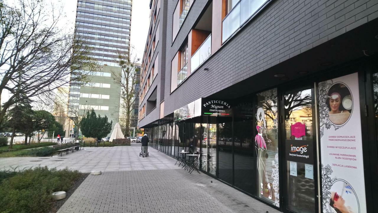 Siedmiogrodzka - Most Handy Location, Aircon & Garage Free Warsaw