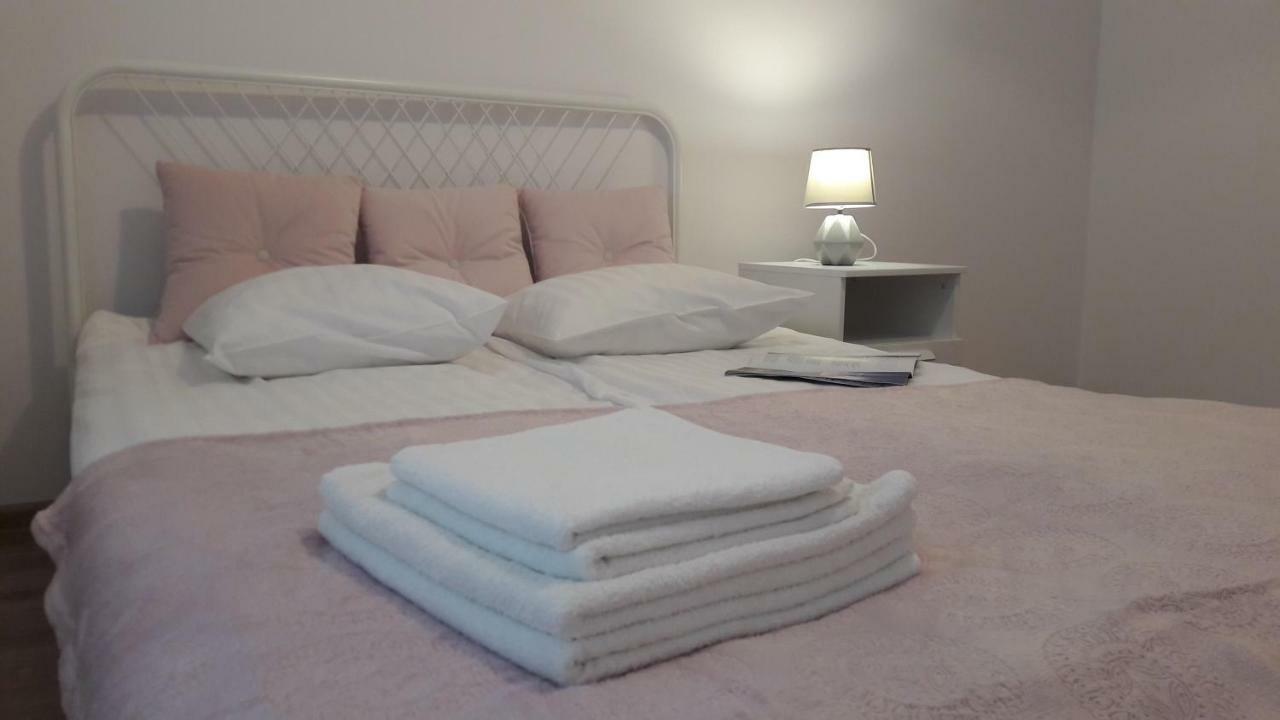 Newburg Wolska Apartamento