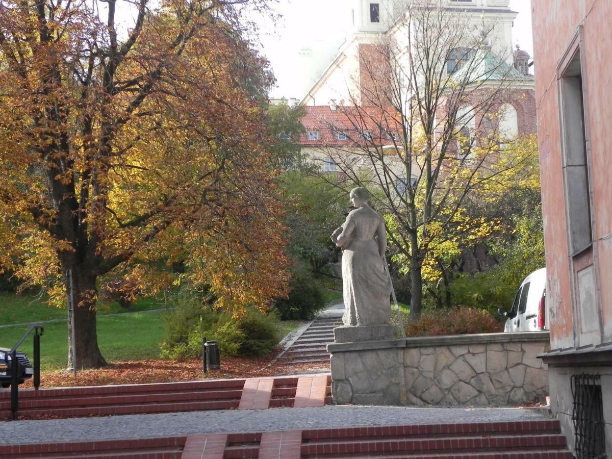 Mariensztat - View Over The Square Apartment *