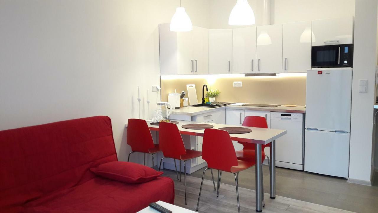 Newburg Wolska Apartamento *