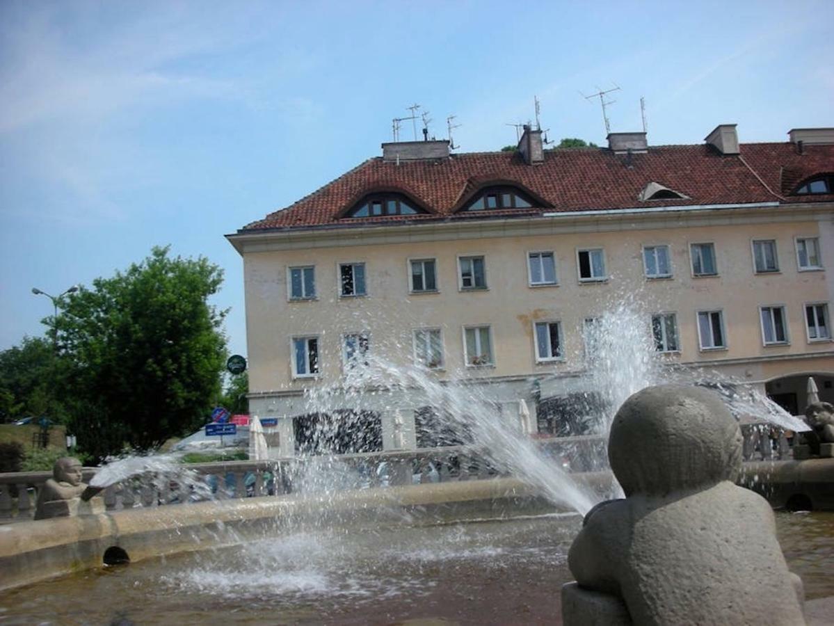Mariensztat - View Over The Square Apartment