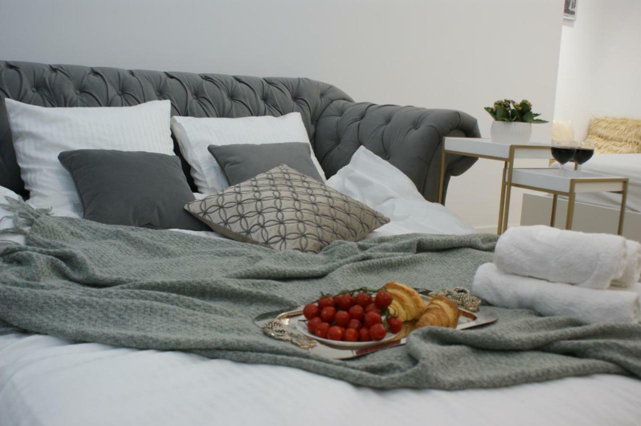 Apartament Lovely Apartment- Poznanska 16 *