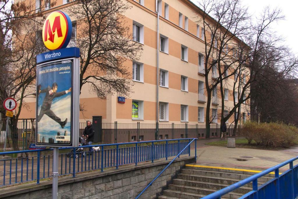 Apartament Stopover Metro Wierzbno Apartamento