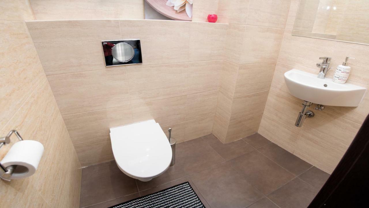 Dekart Arkadia Apartamento