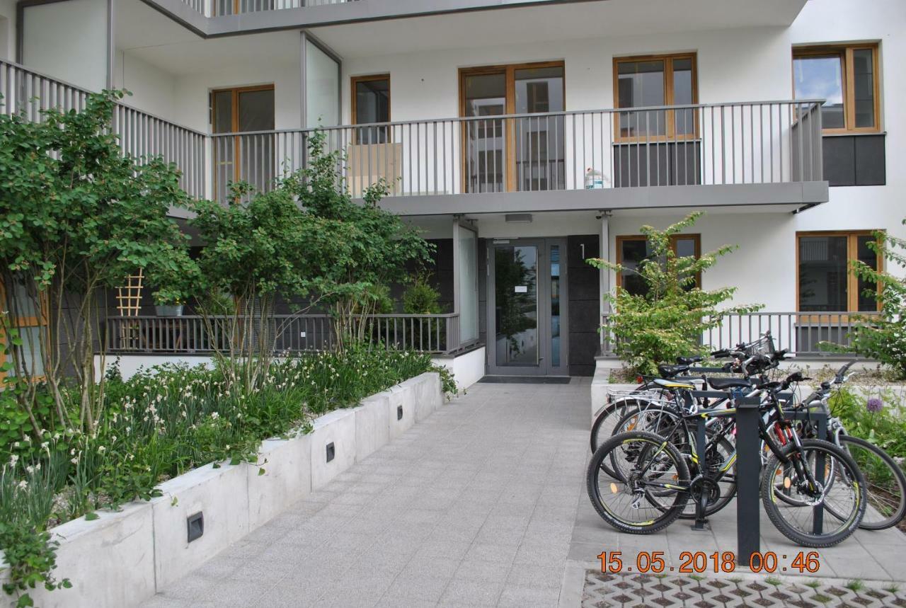 - Aparts Ursynow Apartment
