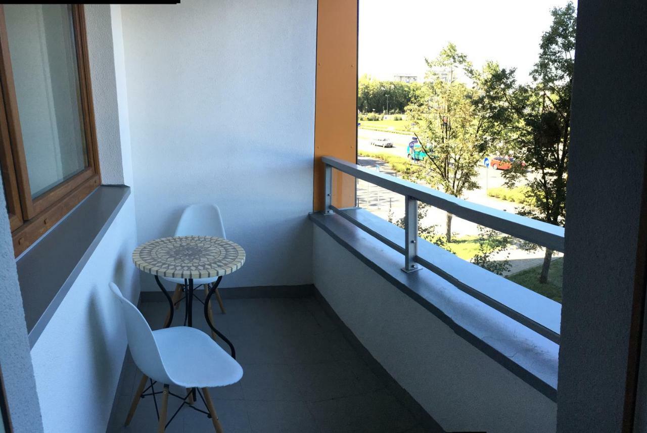 Metro Slodowiec, Free Parking Zeromskiego 1 Cmkp- 5 Min Apartment