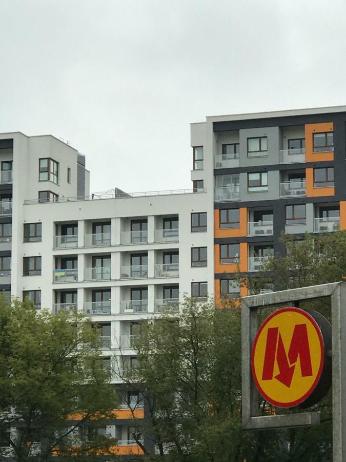 Metro Slodowiec, Free Parking Zeromskiego 1 Cmkp- 5 Min * Varsóvia