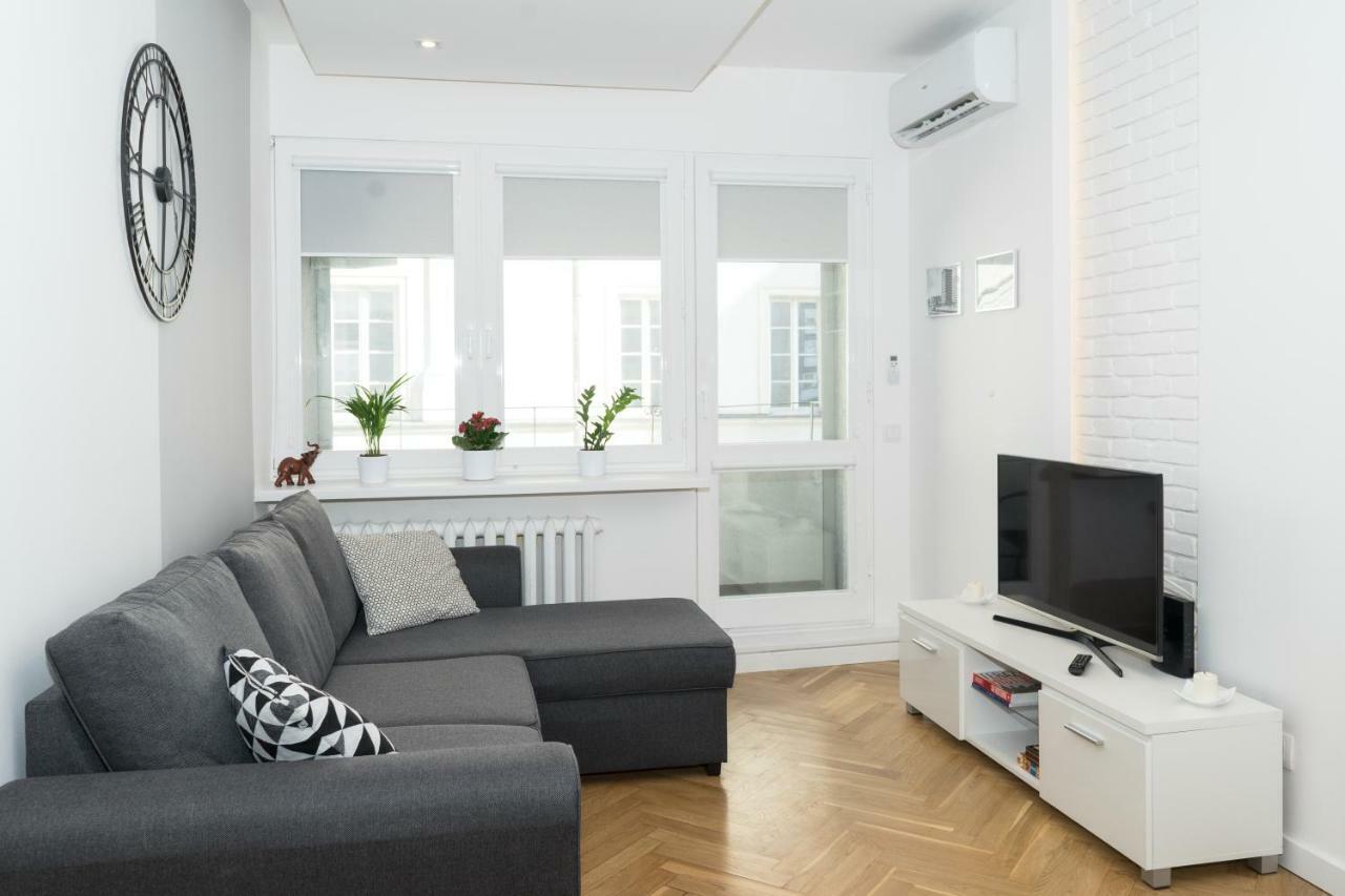 Old Town Grand Theatre 2 Apartment *