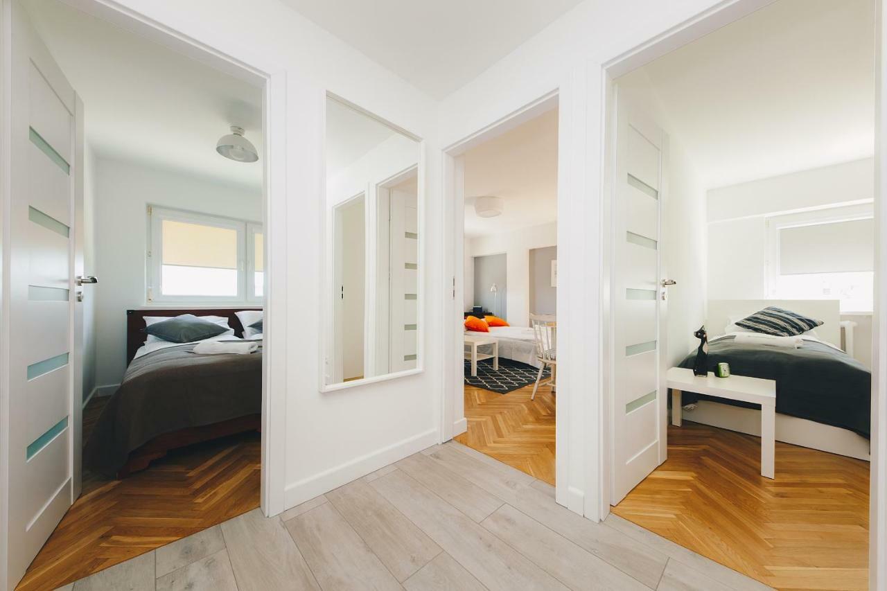 Apartament Shortstaypoland Aleja Solidarnosci