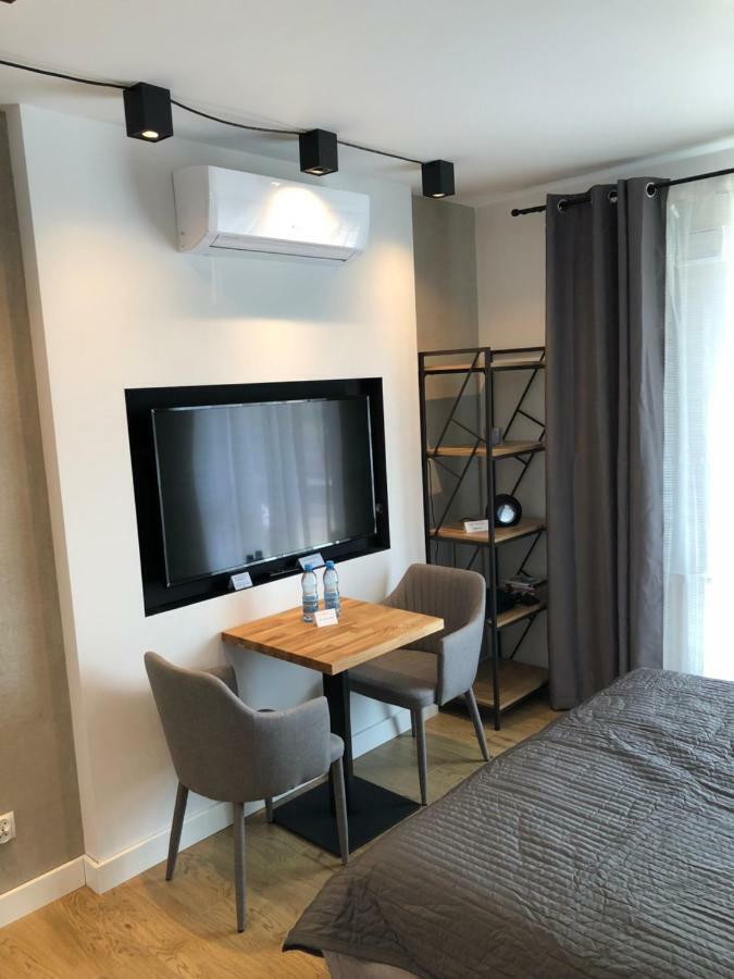 Like At Apartament *