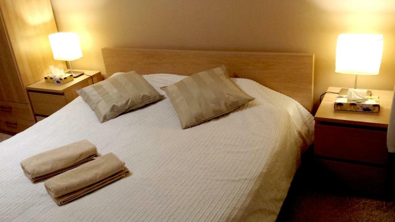 Studio Zelazna - Near Old Town Apartment *