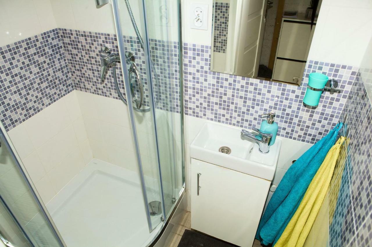 Apartament Zelazna Apartment *