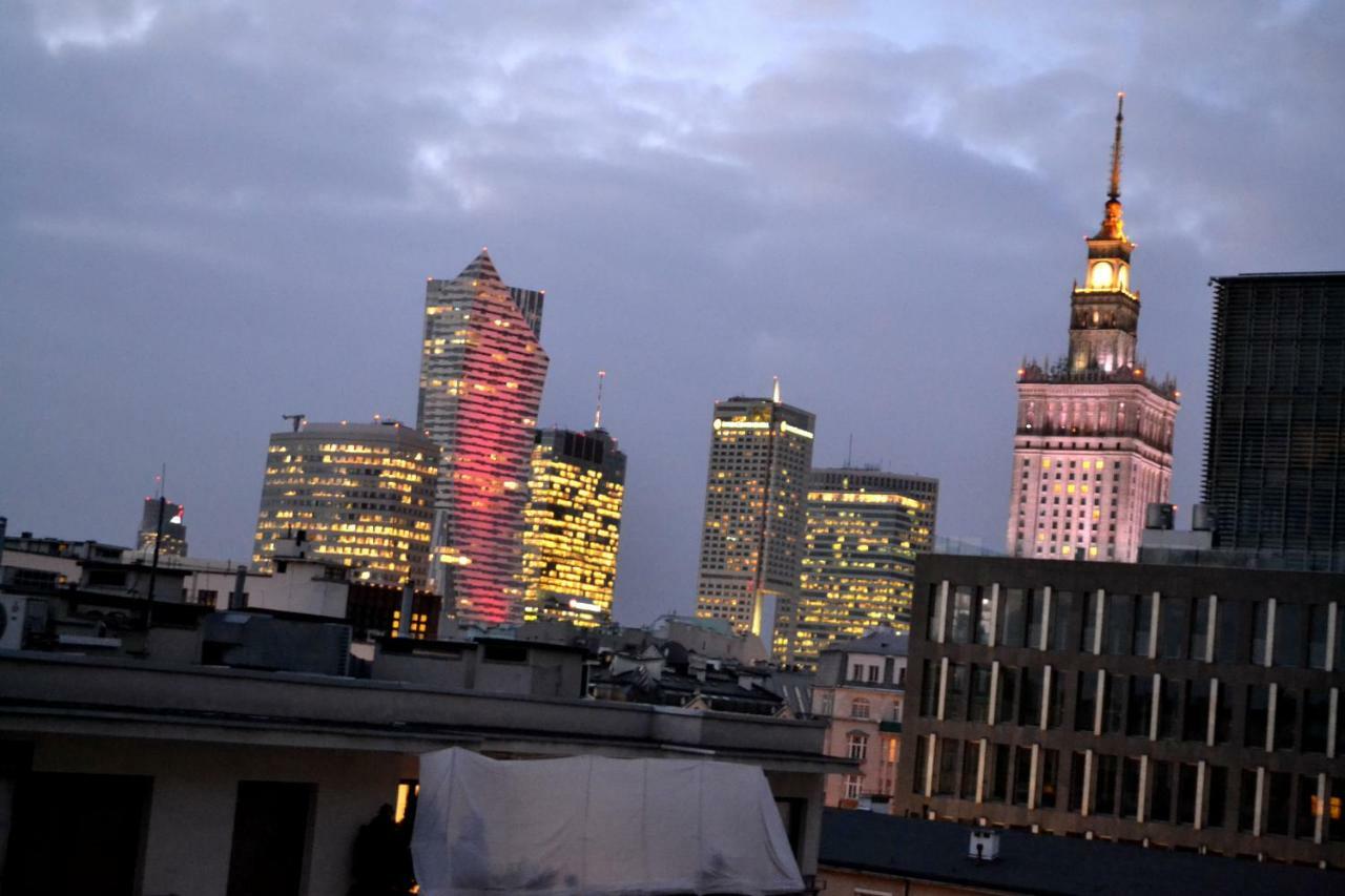 West Marszalkowska 87 * Warsaw