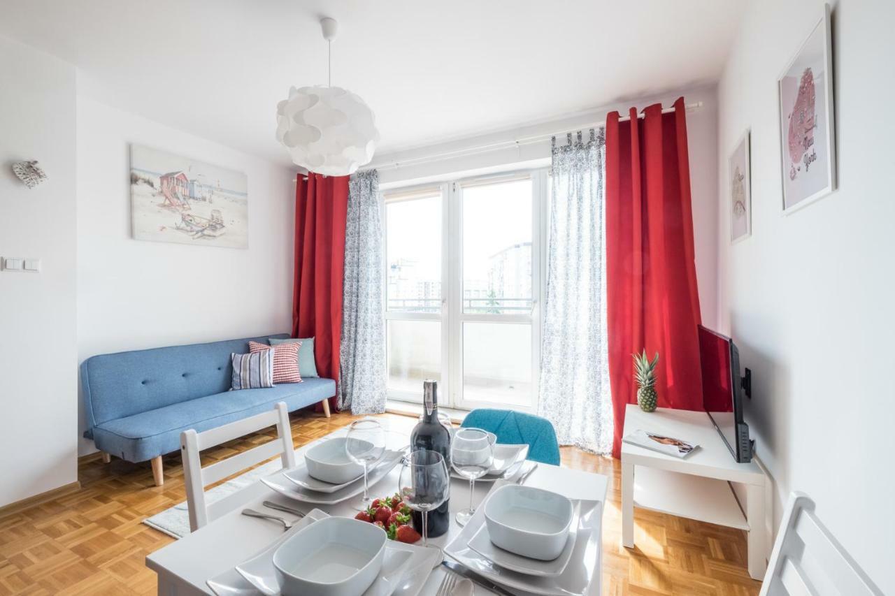 Blue Sky Apartment *