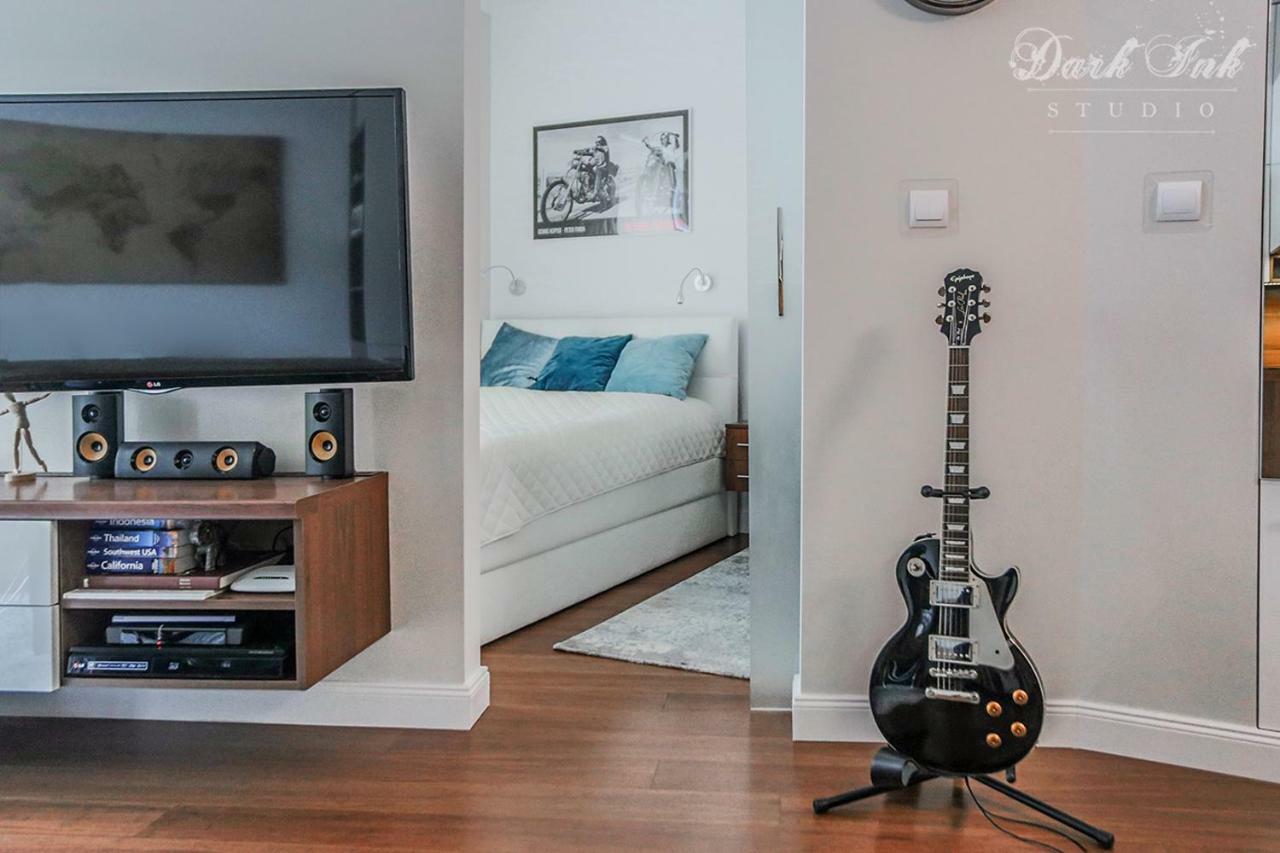 Apartment Business Europa22 Airport Lotnisko Premium Wysoka Jakosc Quality Otwarty Dla Gosci Biznesowych Niemasowosc Izolatorium Bon Turystyczny Sterylne Warunki Kwarantanna Badz Biurowa Praca Zdalna Warsaw