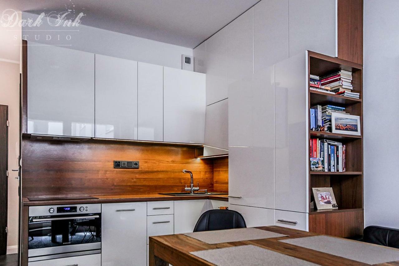 Apartment Business Europa22 Airport Lotnisko Premium Wysoka Jakosc Quality Otwarty Dla Gosci Biznesowych Niemasowosc Izolatorium Bon Turystyczny Sterylne Warunki Kwarantanna Badz Biurowa Praca Zdalna