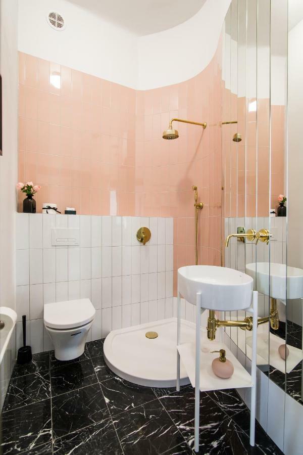 Apartment Nowy Swiat 28 Warsaw