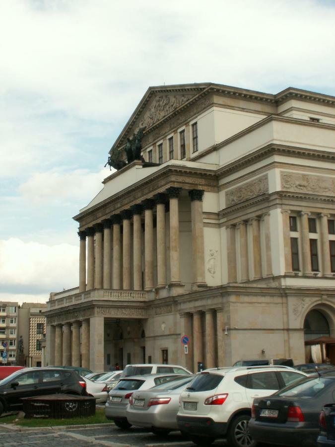 Old Town Grand Theatre Apartment Warsaw