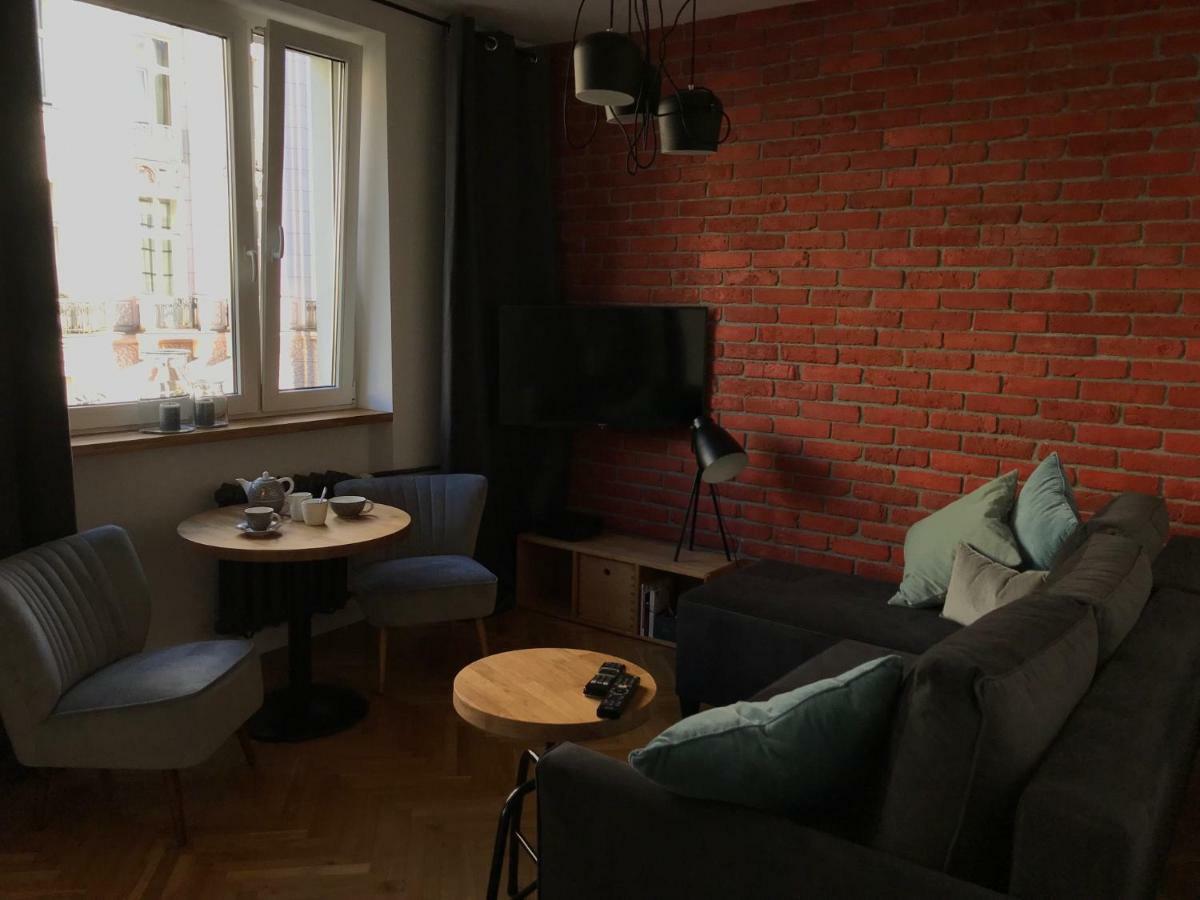 Hoza Apartment *