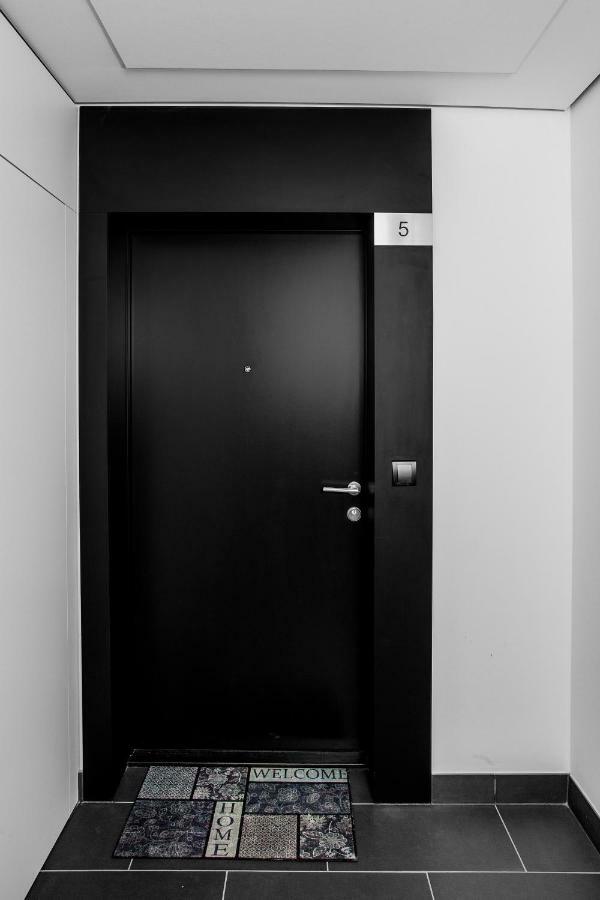 Prime Apartment *