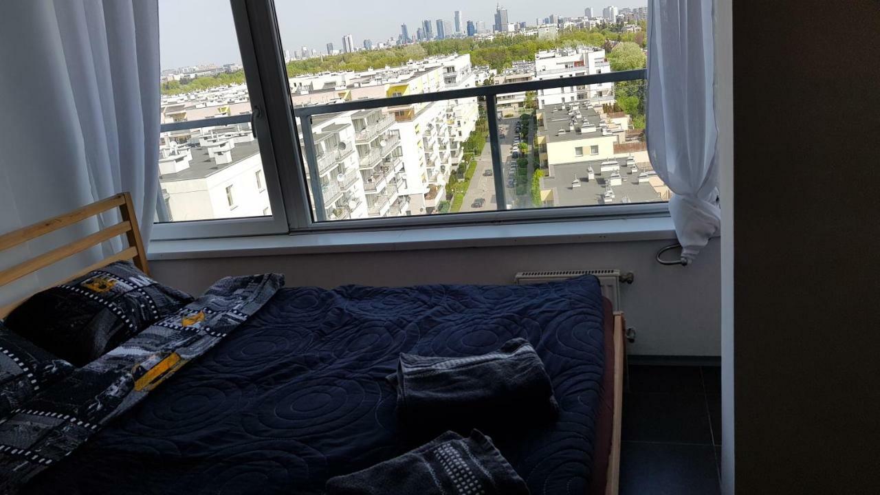 Walk Distance To Mokotow Business Park Apartment