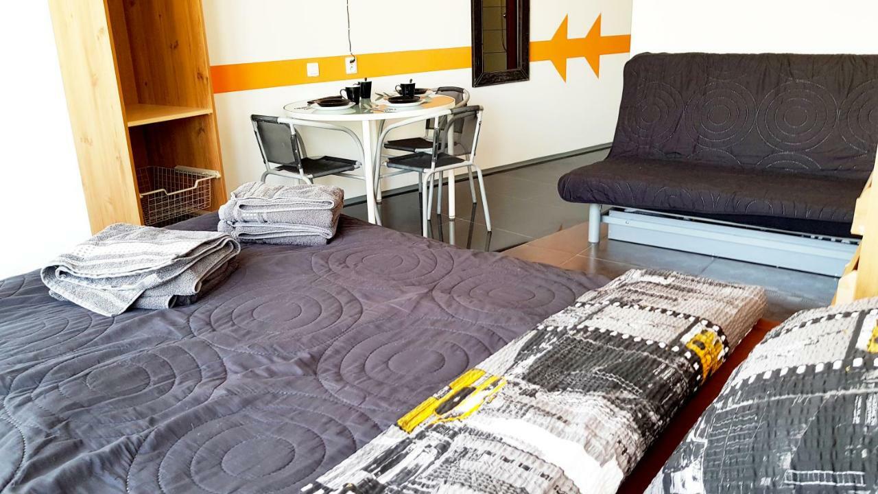 Apartment Walk Distance To Mokotow Business Park