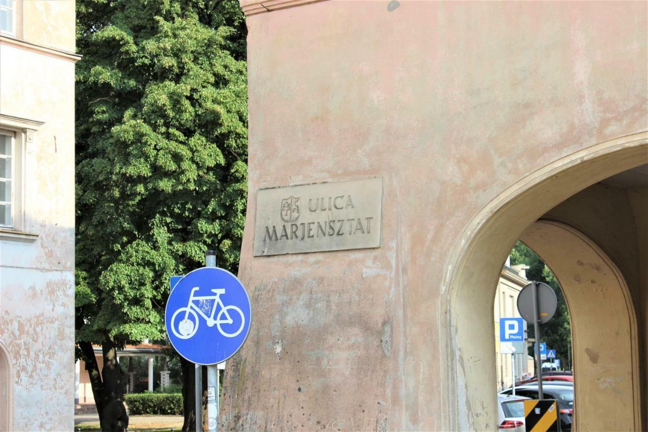 Mariensztat / Old Town Place For Apartment *