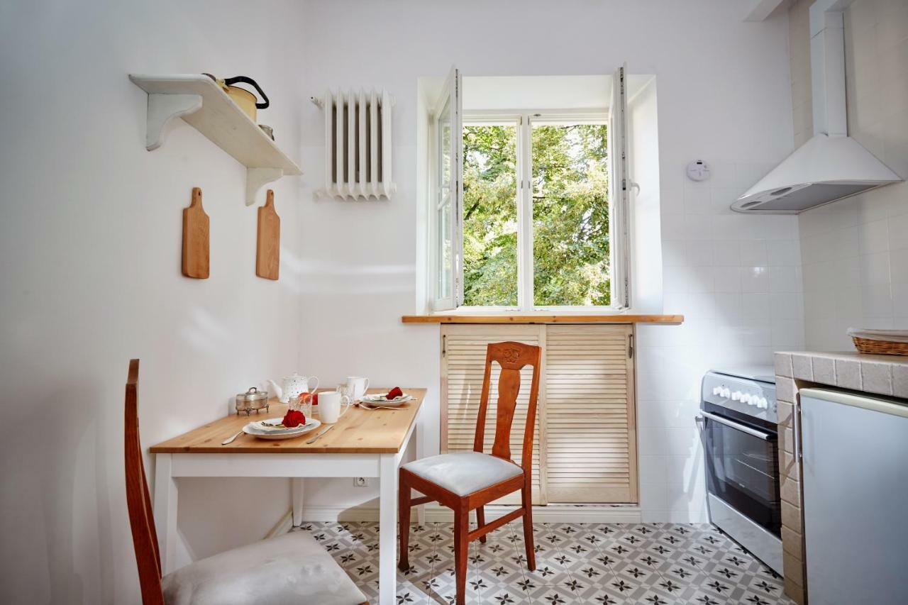 Apartment Mariensztat / Old Town Place For