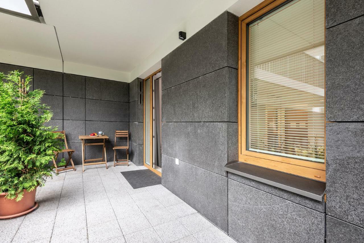 - Aparts Ursynow Apartment